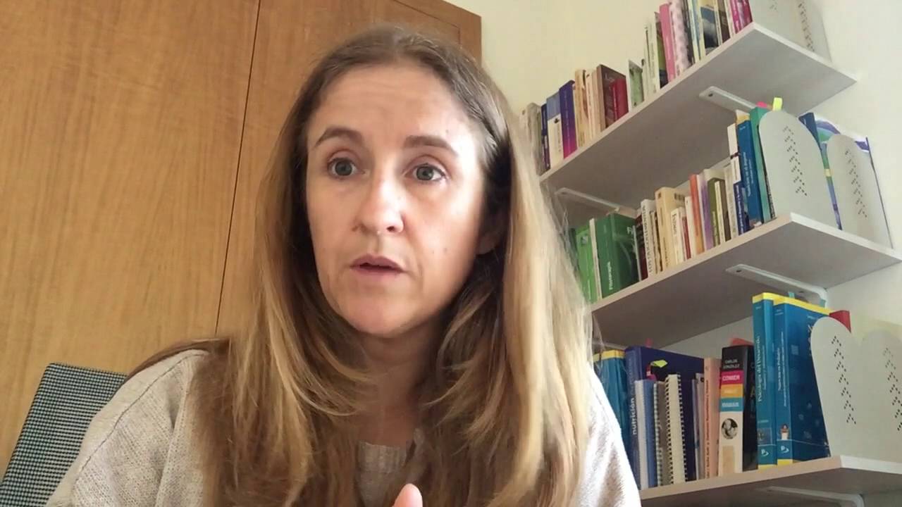 puede un tecnico en dietetica montar una consulta