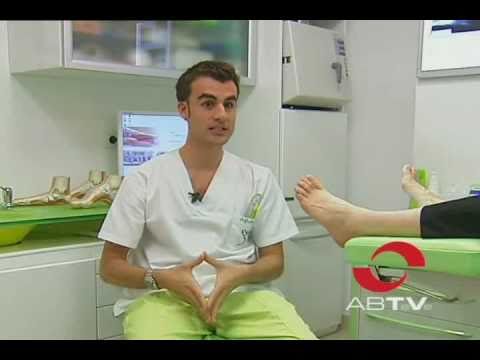 un podólogo es médico en españa